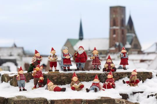 Ribenisserne Ejnar mit Skiern