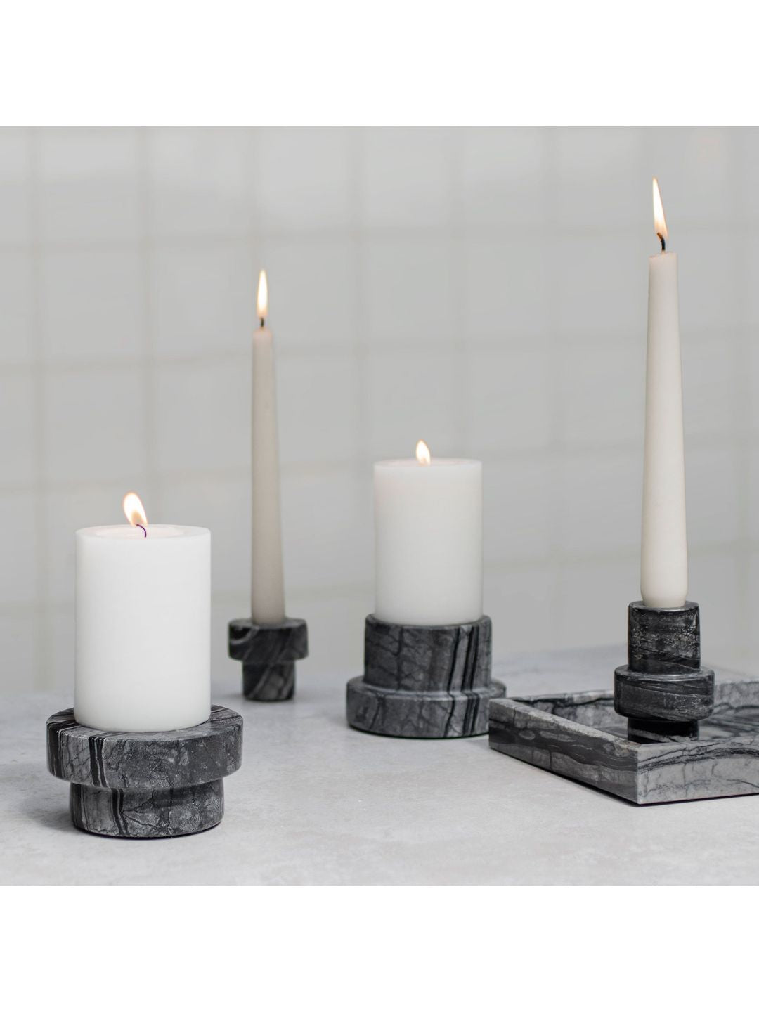 Block-Kerzenhalter MARBLE, in zwei Ausführungen
