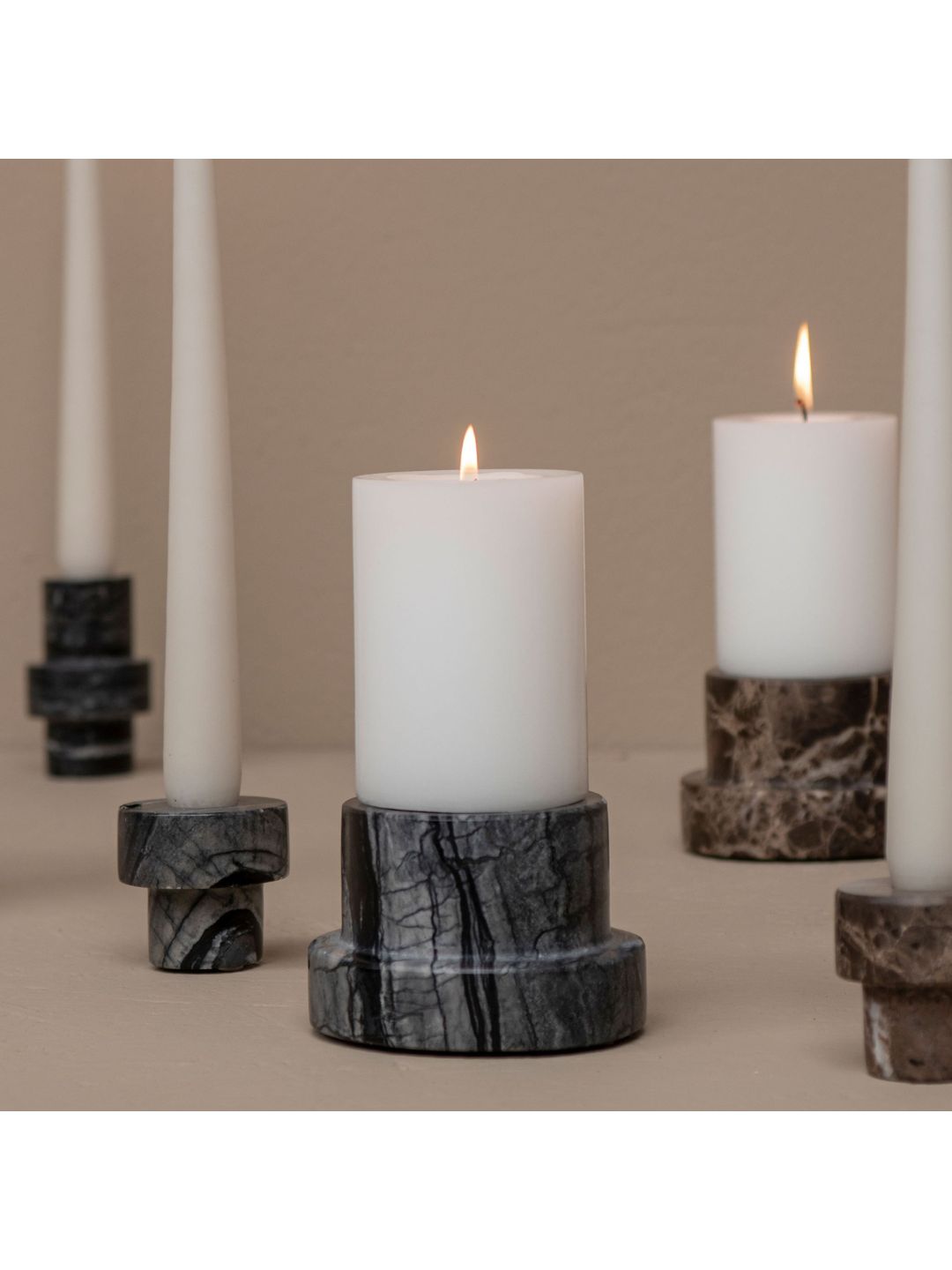 Block-Kerzenhalter MARBLE, in zwei Ausführungen