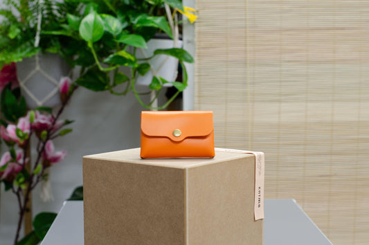 Handgefertigte Geldbörse aus Leder, Orange