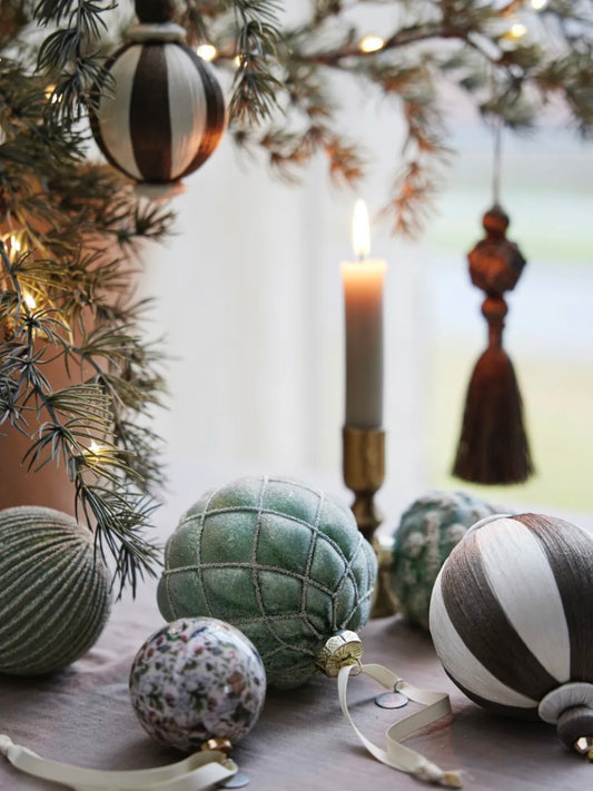 Weihnachtskugel Norille grün