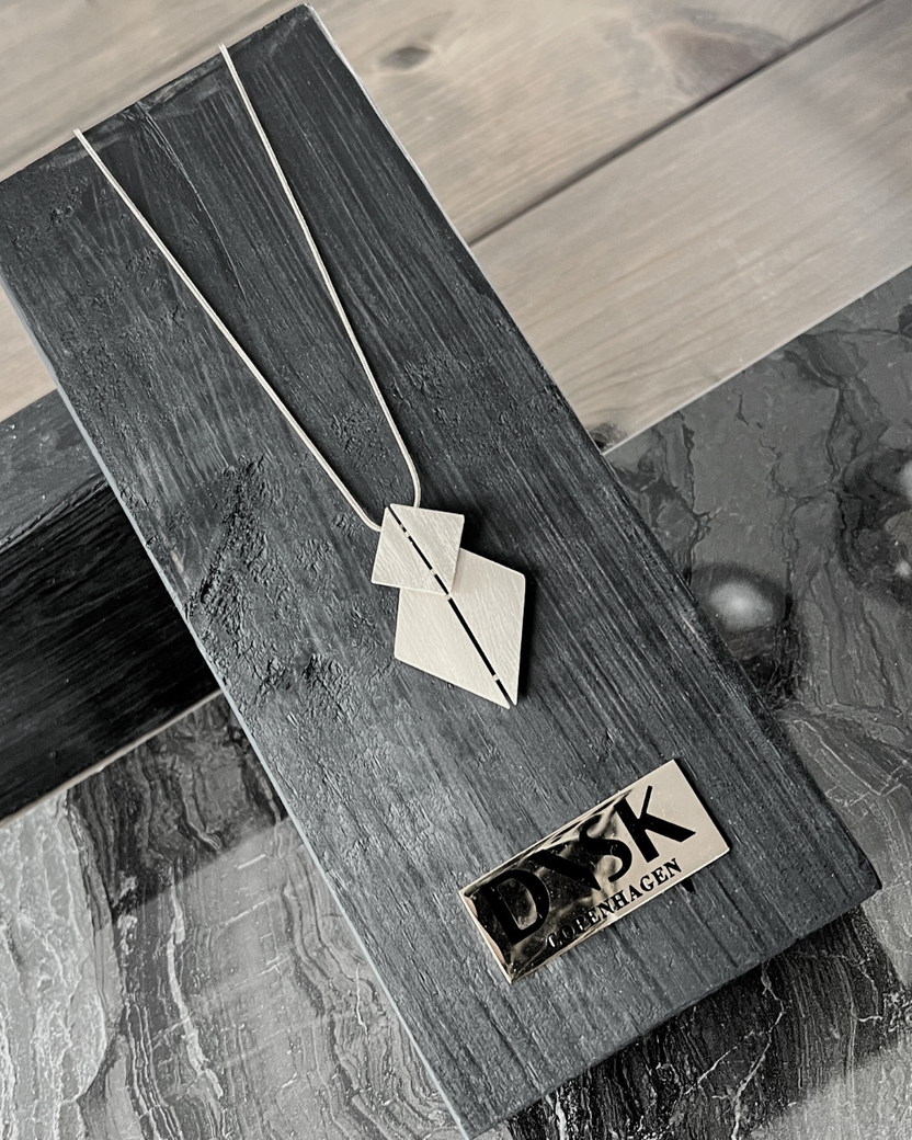 Halskette Theia adjustable Triangle, in 2 Farben