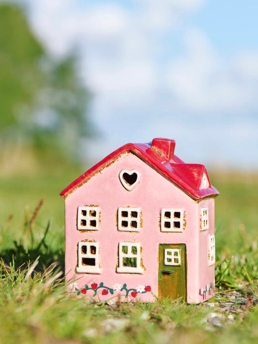 Haus für Teelicht Ebeltoft rosa, rotes Dach