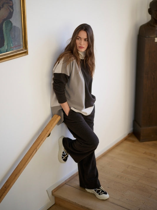 Fleece Pullover 1380 NO WASTE chocolate/elephant/kit