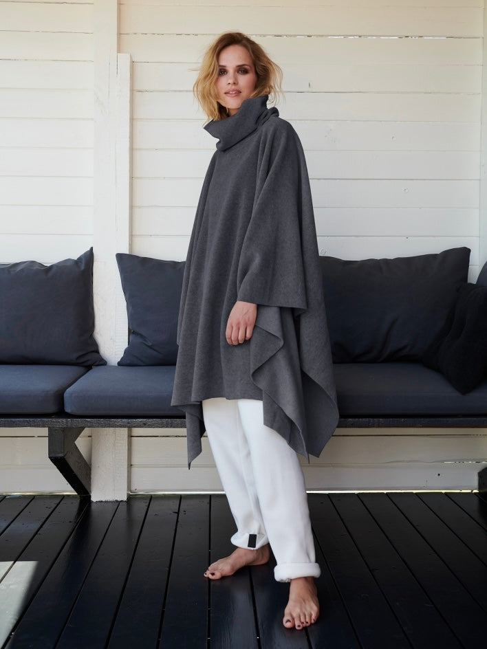 Fleece PONCHO 4081, in mehreren Farben