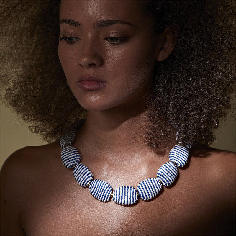 Halskette Elodie blau/weiß