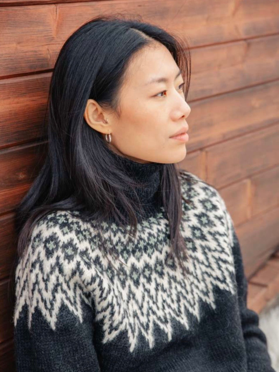 Pullover Che Che high-neck black/mint