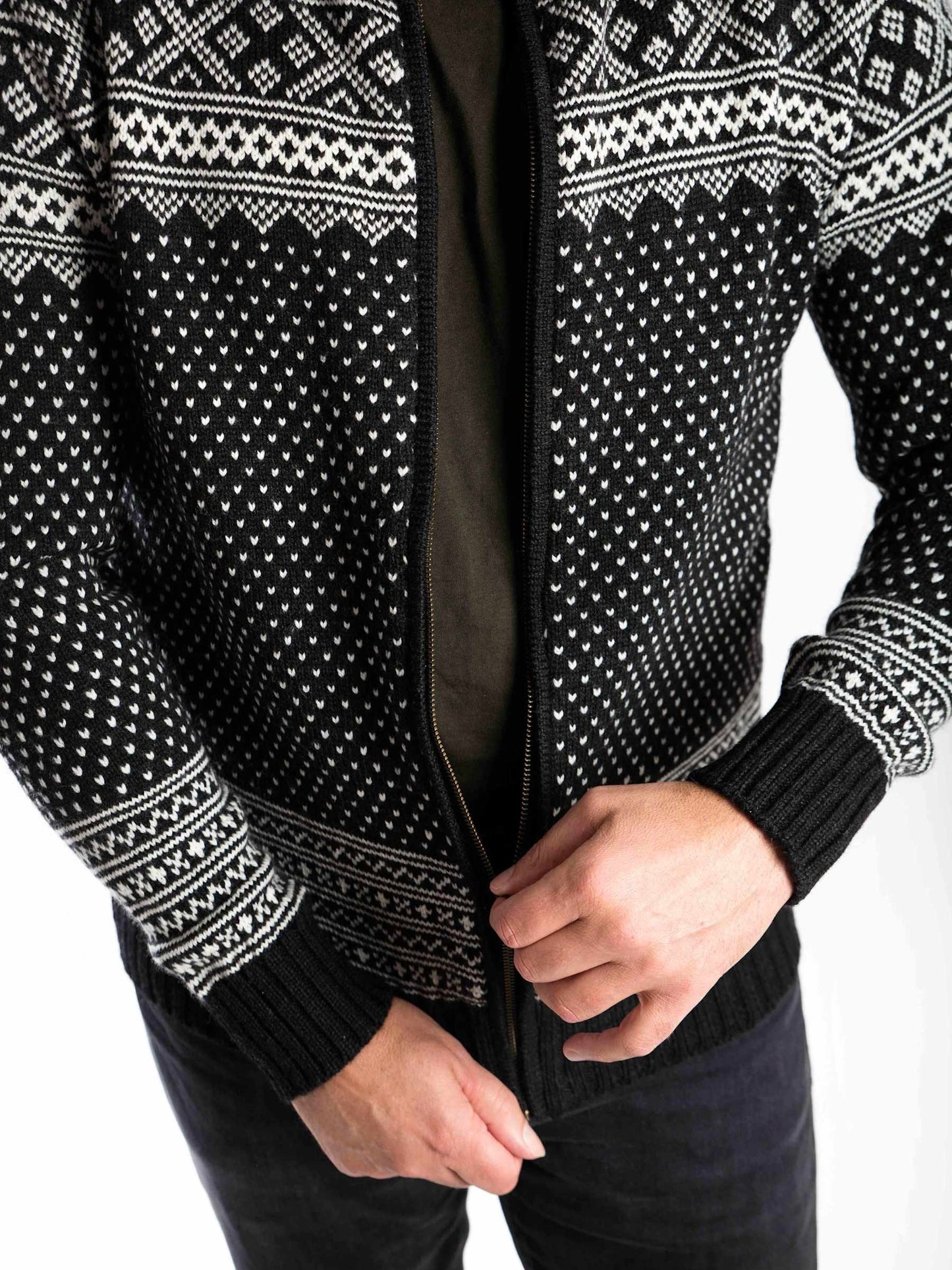 Norweger Strickjacke Arn schwarz