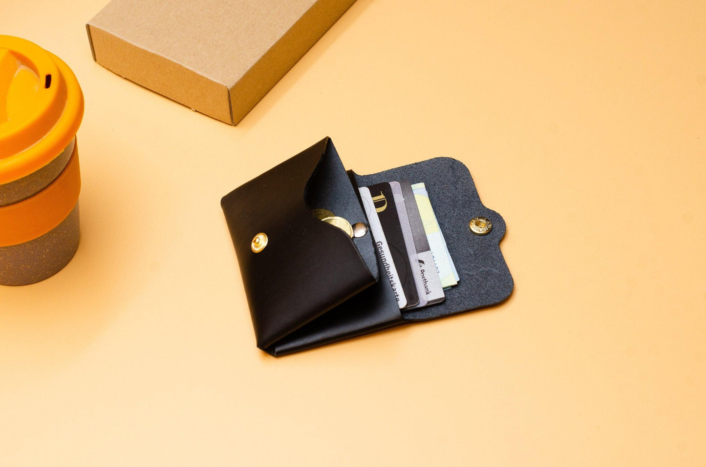 Minimalistischer Geldbeutel aus Leder, Schwarz