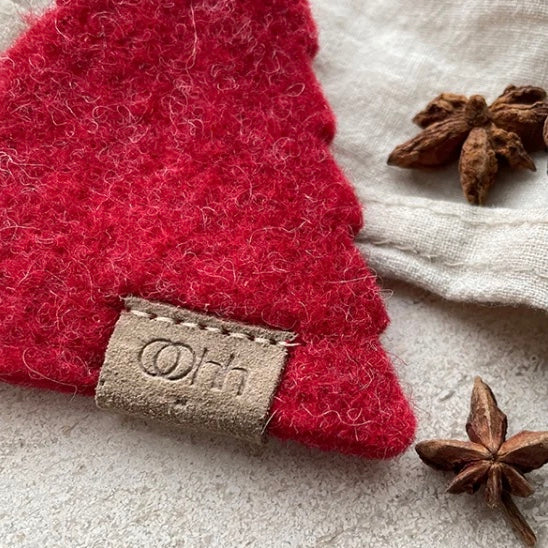 Anhänger Baum aus Wolle, in 4 Farben